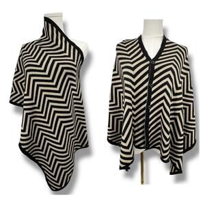 Cruise Club cardishawl chevron metallic gold black poncho wrap shawl NEW OS